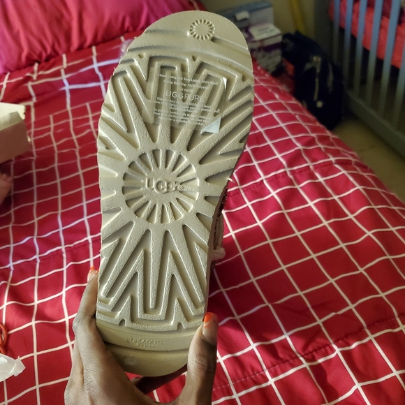Ugg